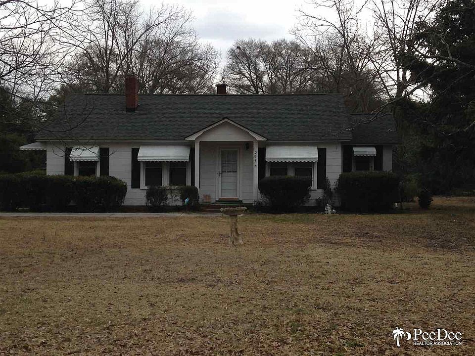 2nd image of 209 Barefoot St