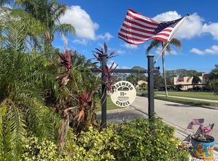 218 Dogwood Cir, Seminole, FL 33777