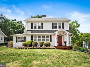 82 S Main St, Allentown, NJ 08501