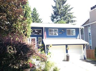 2330 NE 102nd St, Seattle, WA 98125