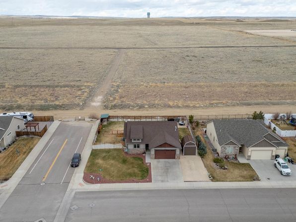 2040 Zuni Trl, Bar Nunn, WY 82601