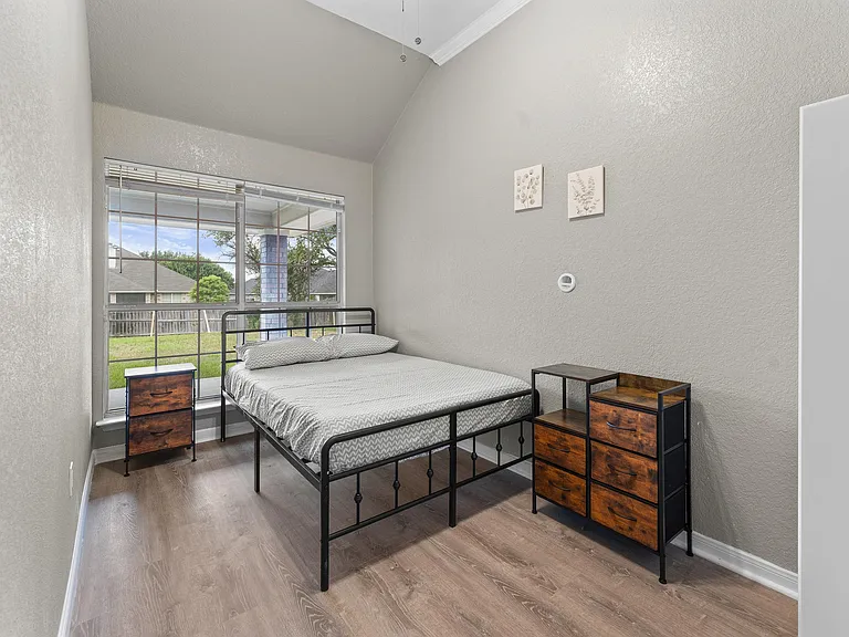 Great Cozy bedrooms with lots of light