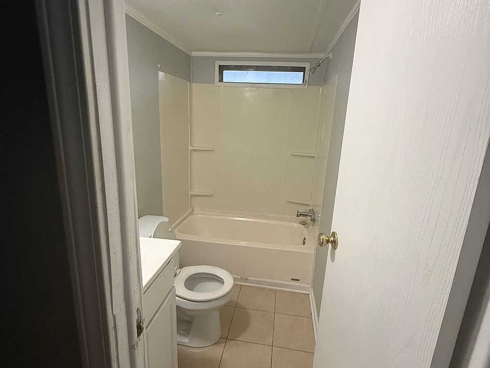 1st image of 1626 Lacroix Dr