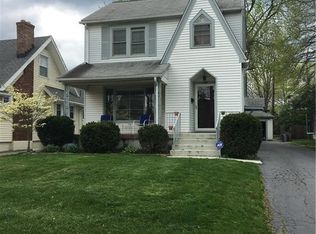 218 Orchard Dr, Oakwood, OH 45419