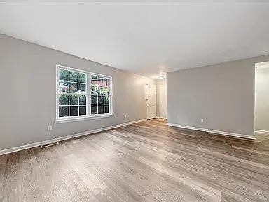 1702 Elbert Dr — Photo 6