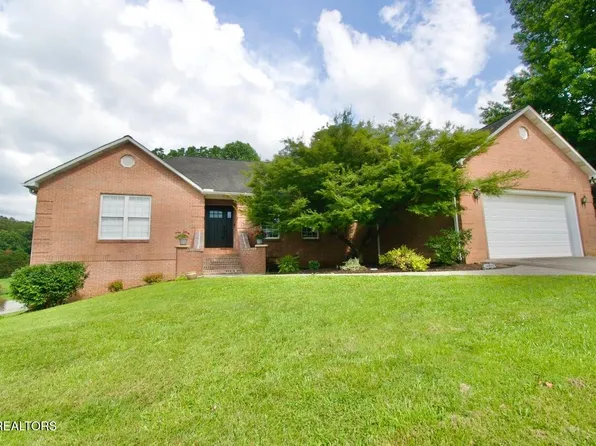 120 Windsor Dr, Maryville, TN 37803