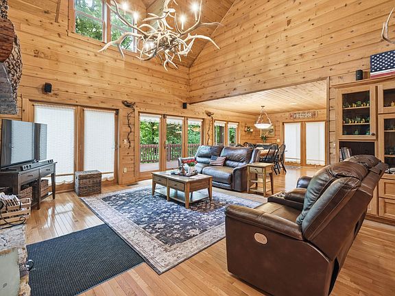 3rd image of 434 Hauenstein Rd