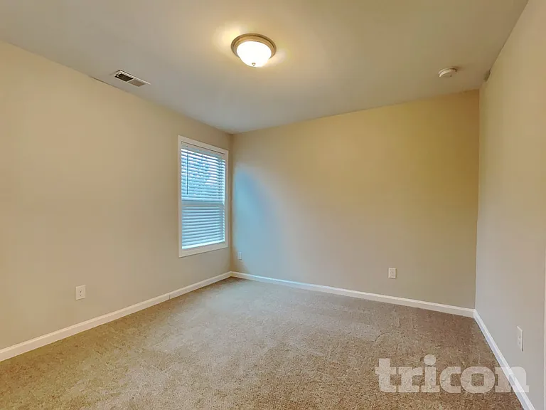 3440 Baylor Cir — Photo 11