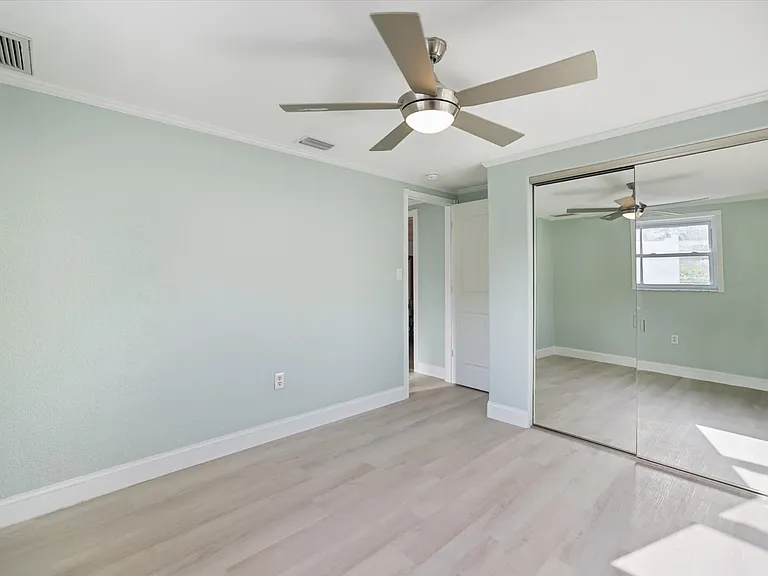 545 Bluebell Rd — Photo 20