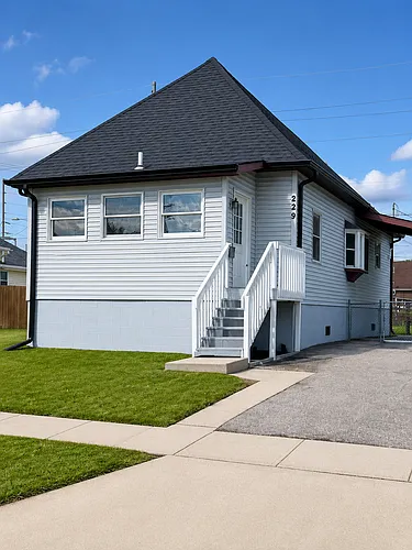 229 2nd St Photo 1