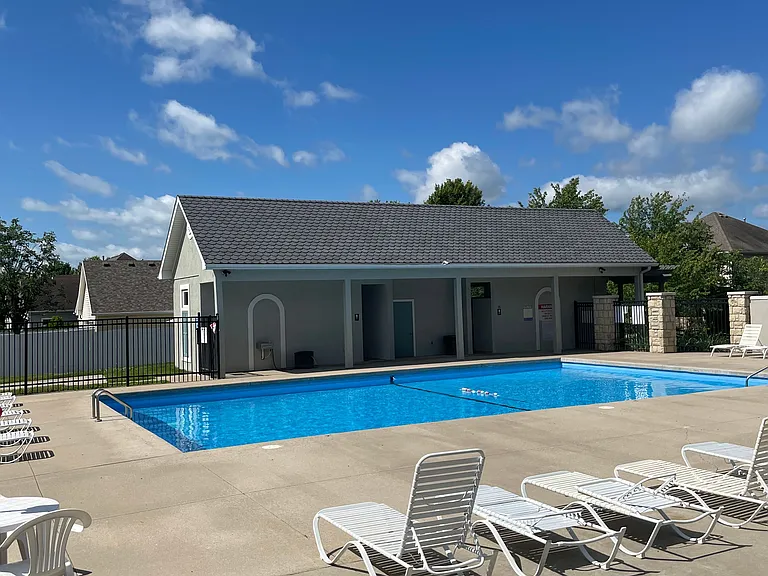 2100 Cherry Hill Dr #101 — Photo 12