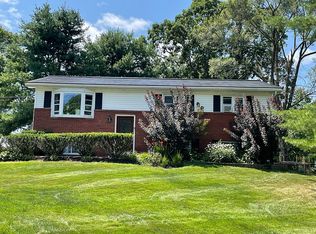 24 Maple Ln, Monroe, NY 10950
