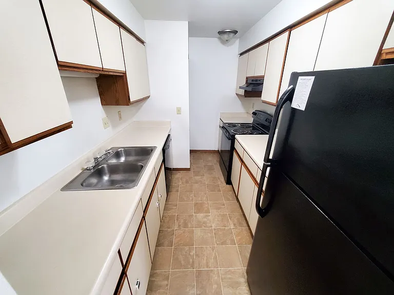 Orchard Village Apartments — Photo 43