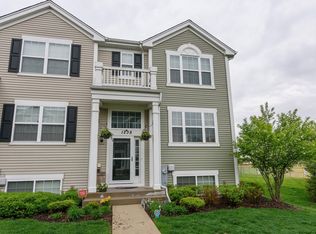 1238 Alta Vista Dr, Hampshire, IL 60140