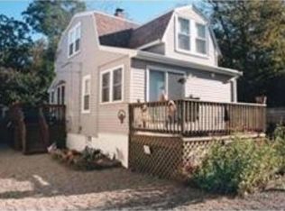 62 Gilmore St, Weymouth, MA 02191