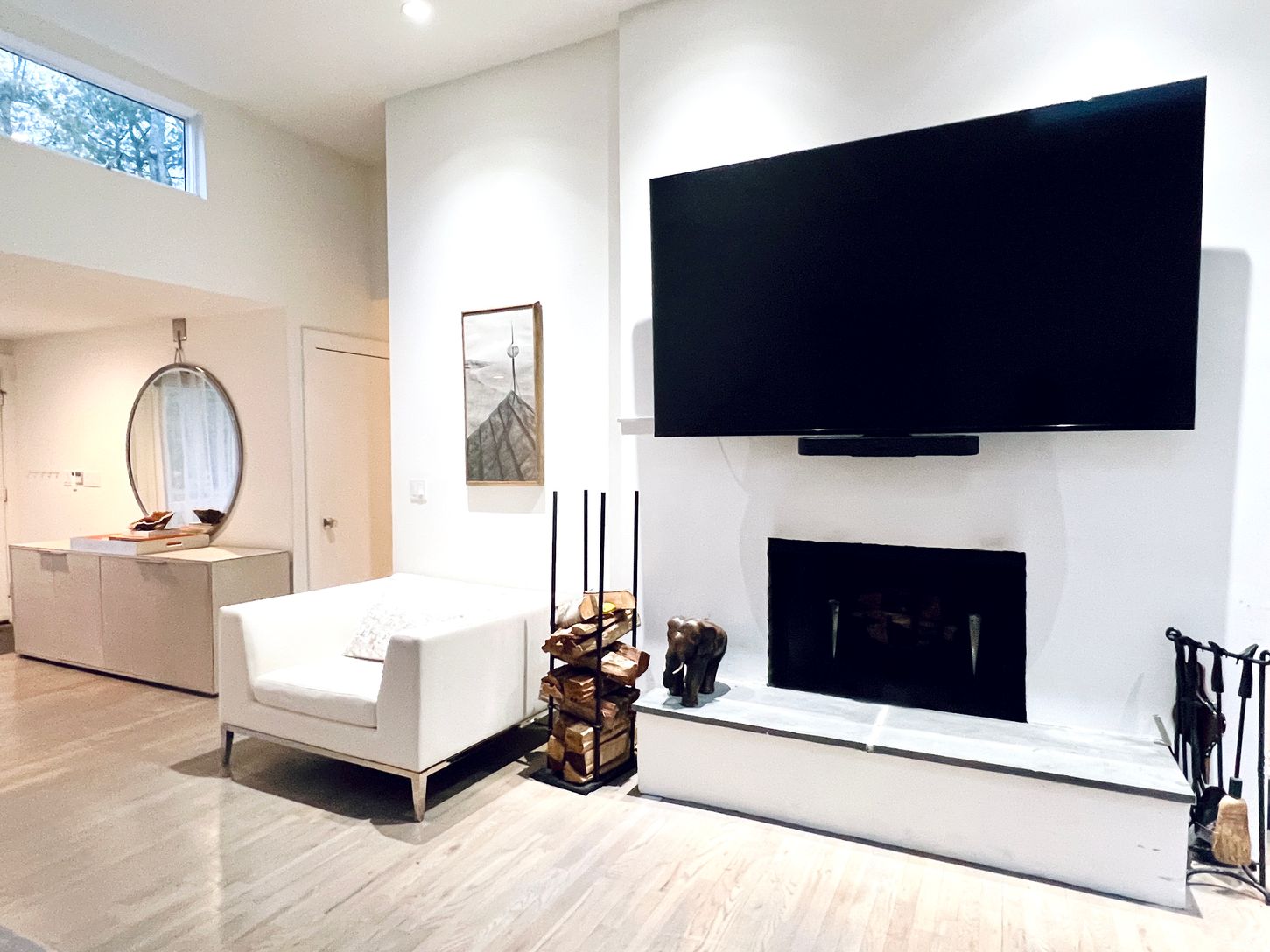  Living Area  - Fireplace