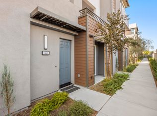 653 S Lyon St, Santa Ana, CA 92705