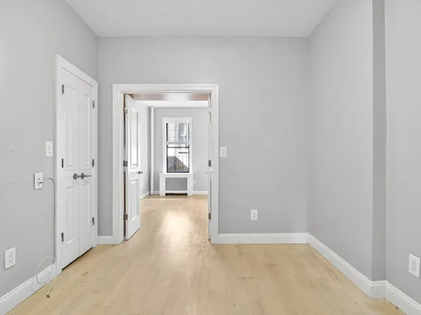 239 9th Avenue image 1 of 12