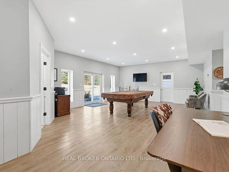 4589 Watson Rd S — Photo 27