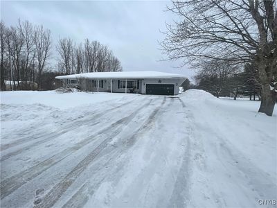 9069 River Rd, Phoenix, NY, 13135