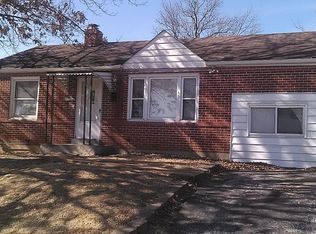 4713 Roxie St, Saint Louis, MO 63121