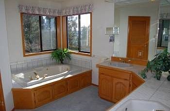 4th image of 13 33rd Avenue Ct NW