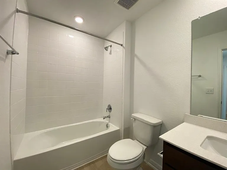 225 Saide St — Photo 17