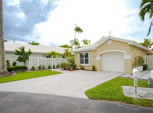 15425 SW 47th Ter, Miami, FL 33185