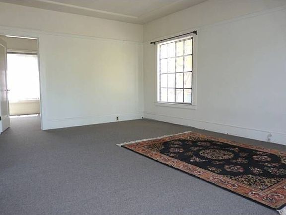 Living Room (other side)