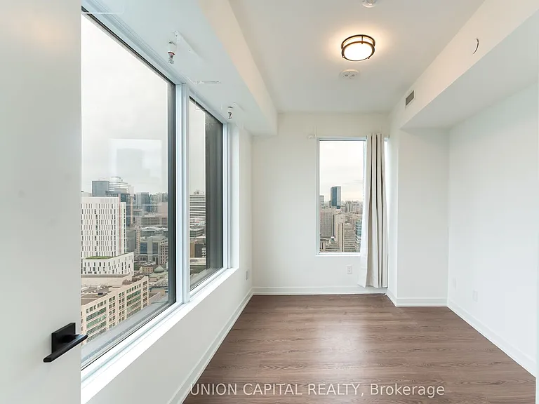 319 Jarvis St #3702 — Photo 7