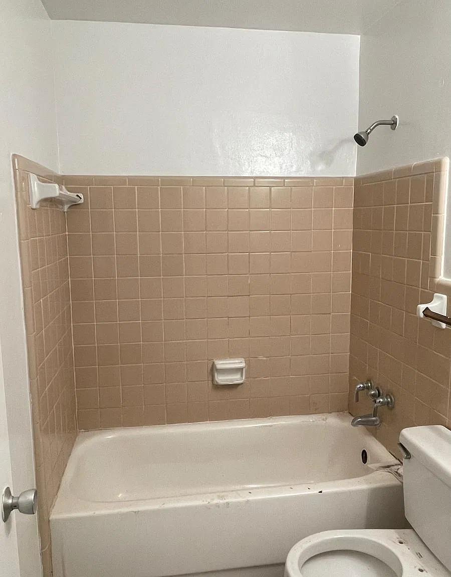1711 Dixon Blvd — Photo 4