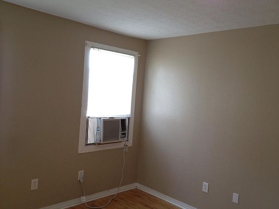 5th image of 5335 Cameron Blvd #A