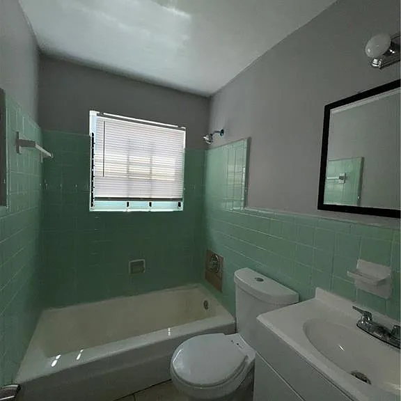 2430 Perry Blvd NW — Photo 6