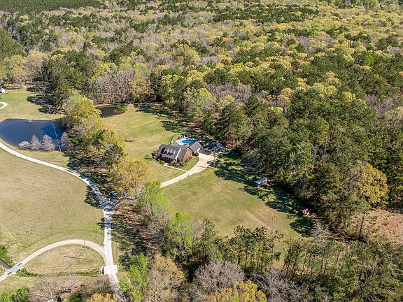 5th image of 4851 Yarbrough Rd