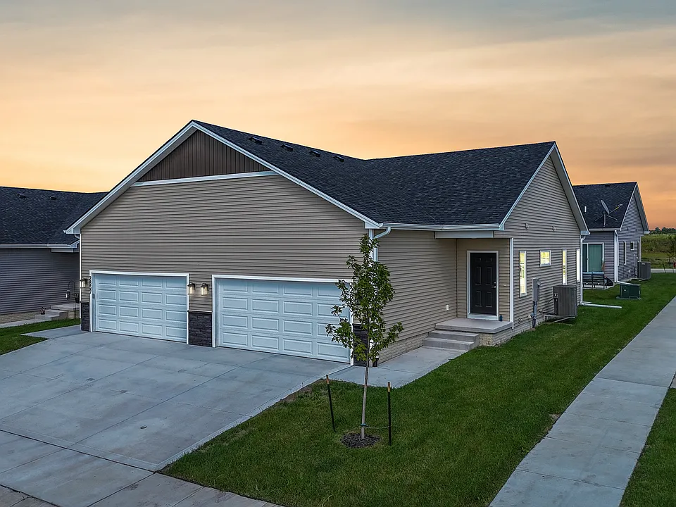 Van Meter Townhomes