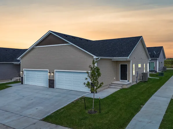 Van Meter Townhomes, 2925 Long Ave #Db12502f9, Van Meter, IA 50261