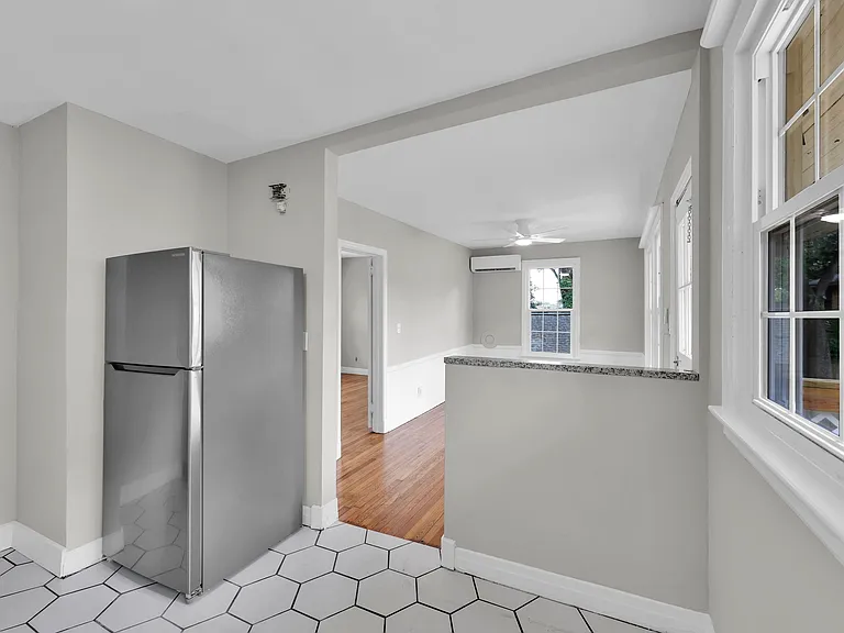 1633 Belmonte Ave #B — Photo 17