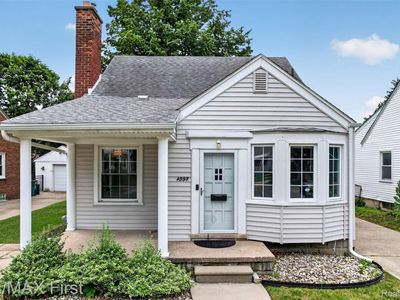 1357 W Saratoga Ave, Ferndale, MI, 48220