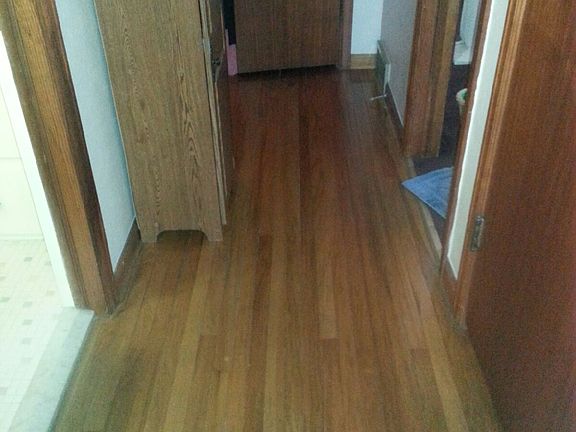 4th image of 1730 Wellesley Dr