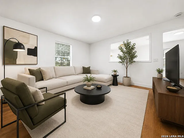 7664 Oak Chase — Photo 8