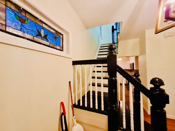 38 West 13th Street image 7 of 17