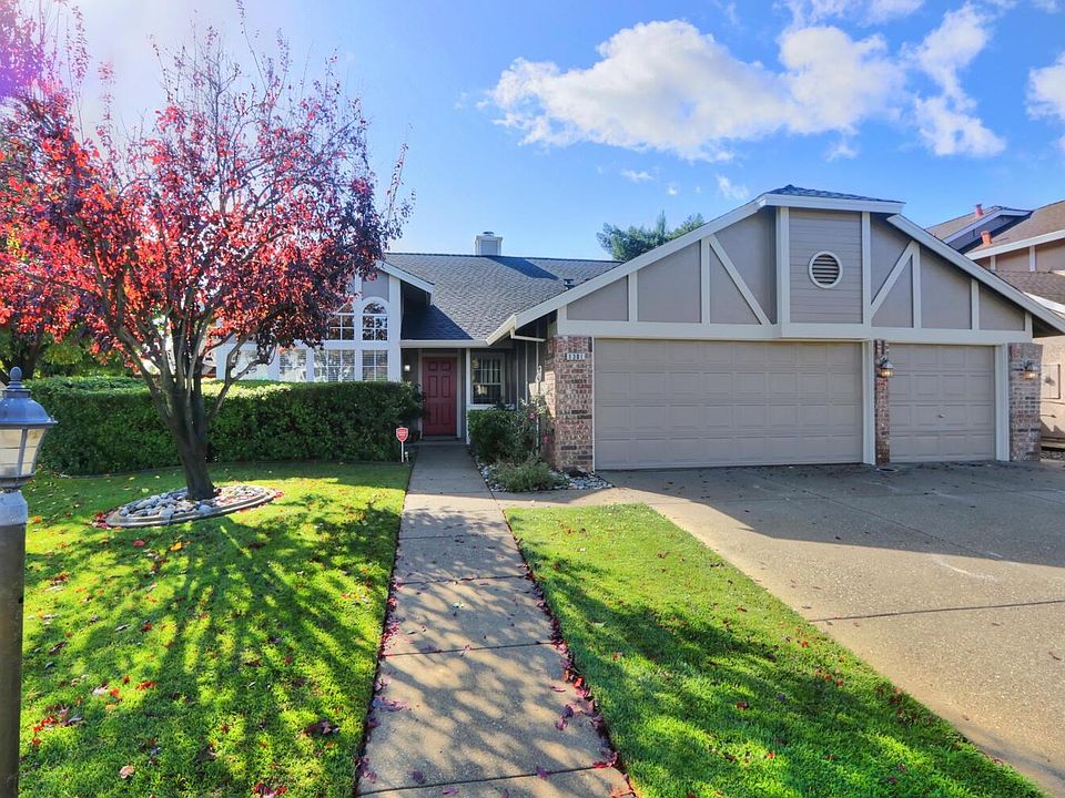 1st image of 1301 Muscat Cir