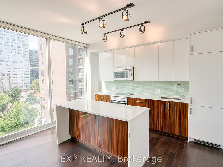 300 Lisgar St #603 — Photo 32
