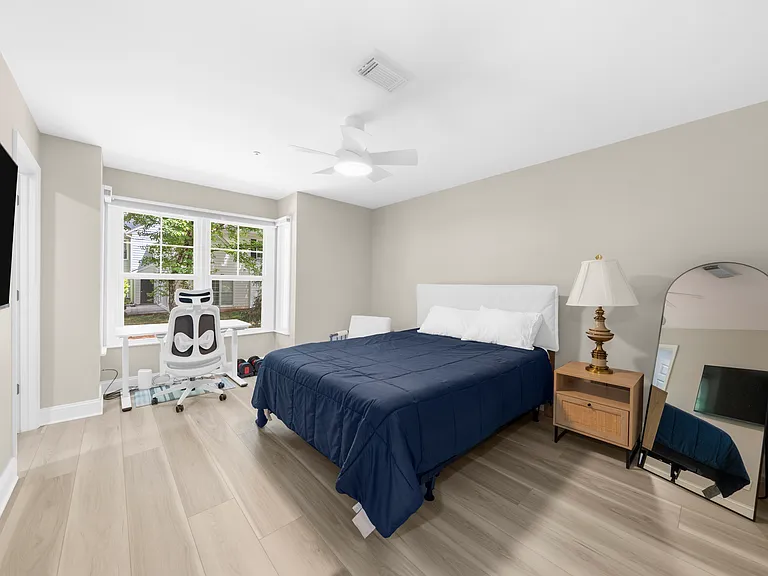 5061 Avalon Dr — Photo 6
