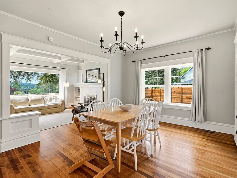 1303 S Ash St — Photo 10