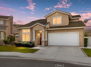 909 Heron Dr, Corona, CA 92879