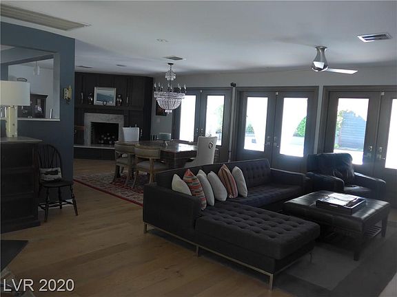 3rd image of 2809 Burton Ave
