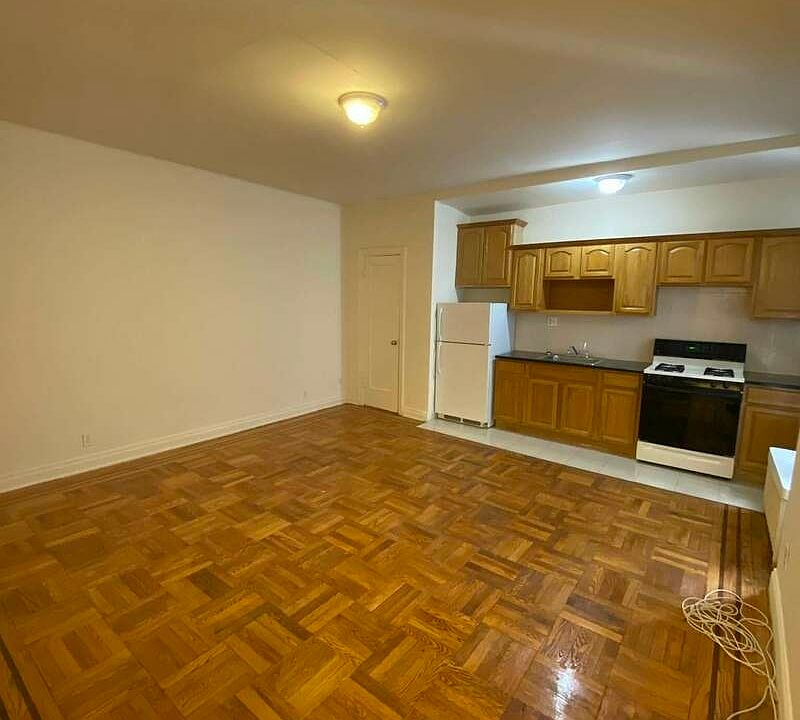 1st image of 43-30 46th St #2