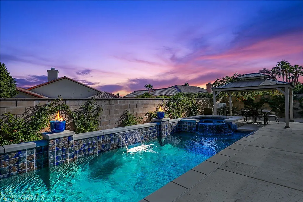 3 bed, 2400 sqft, $4,999 — Photo 1