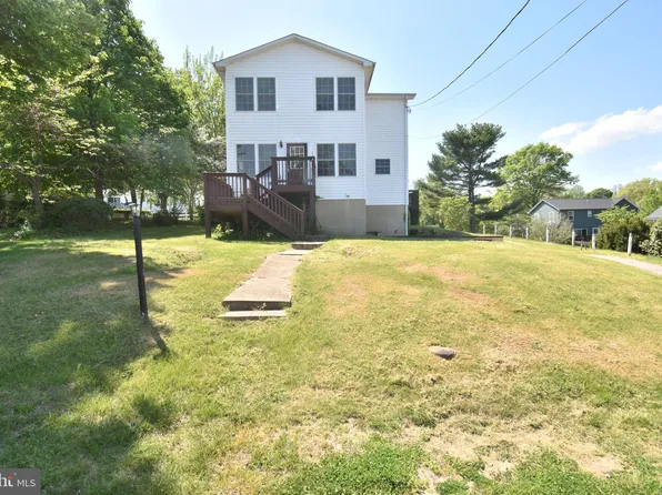 15 Chesapeake Ave, Prince Frederick, MD 20678